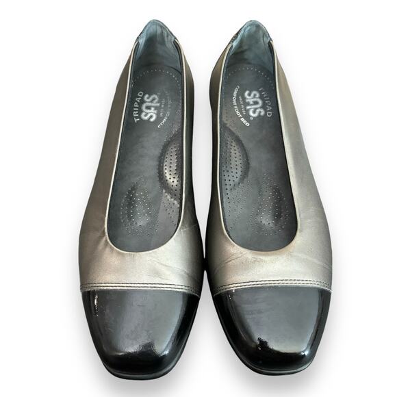 SAS Coco Slip On Loafers Womens 8N NARROW Pewter Metallic Black Patent Cap Toe - Picture 2 of 8